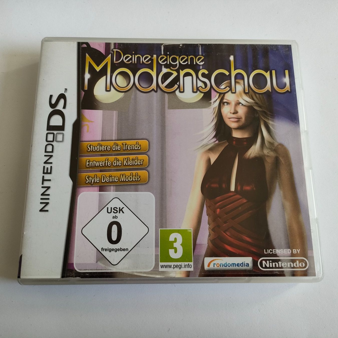 Nintendo Spiele: Deine eigene Modenschau - DS – Gebraucht aus Zürich von Mephisto87