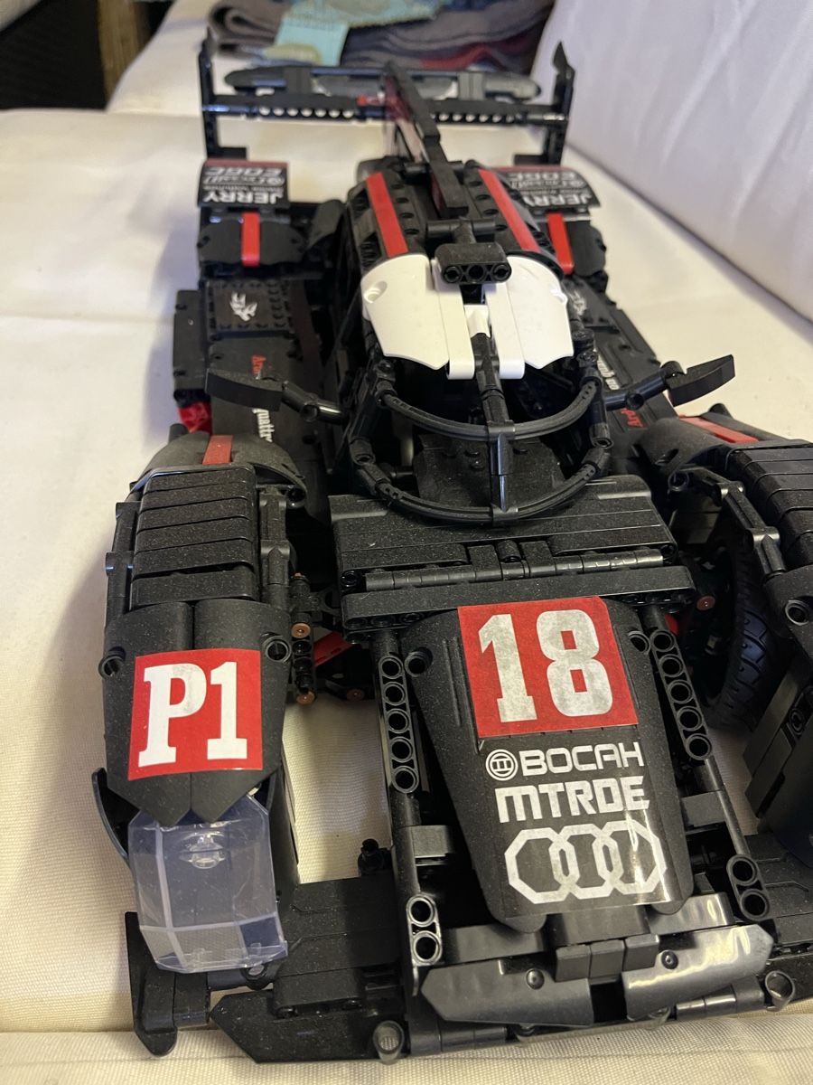 Kit di costruzioni: Nifeliz Audi R18 e-tron quattro – Usato da Rütihof venduto da liv_k2bp 4