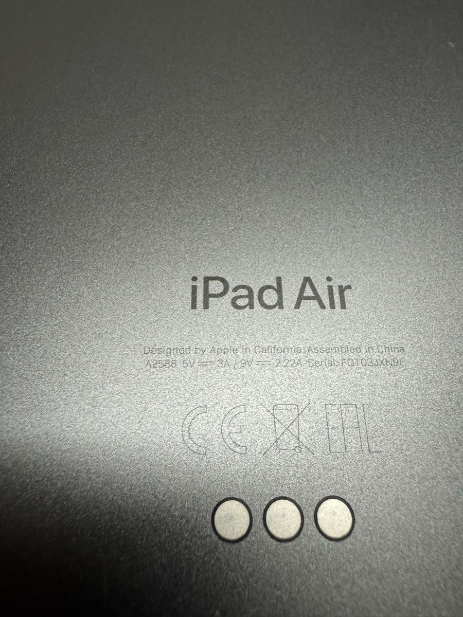 Apple Tablet PC: Tablet Apple iPad Air A2588  – Difettoso da Renens VD venduto da nic_7dnb 2