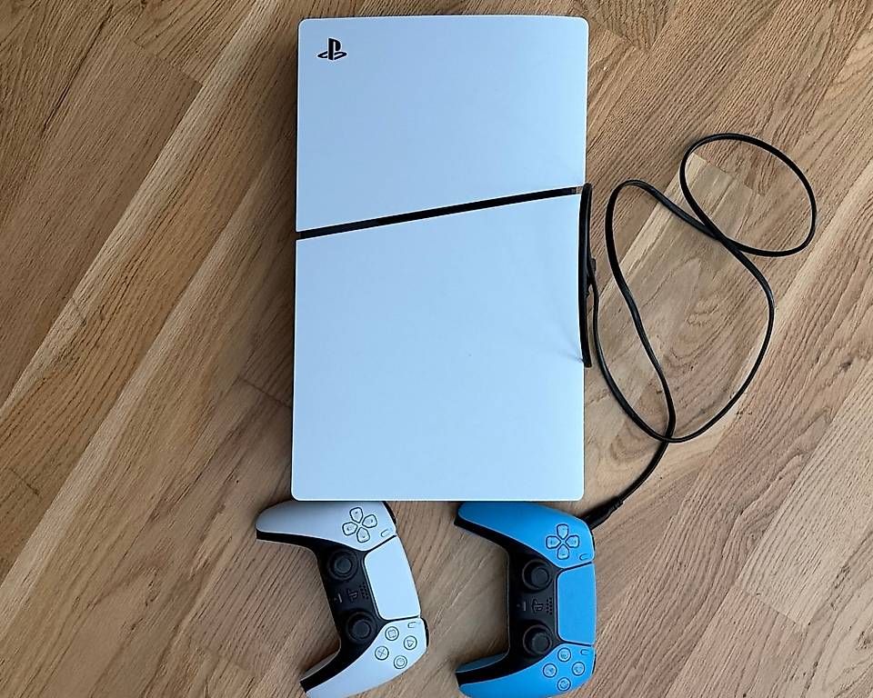 Console: Playstation 5 500GB – Usato da St. Margrethen SG venduto da rob_yyd7