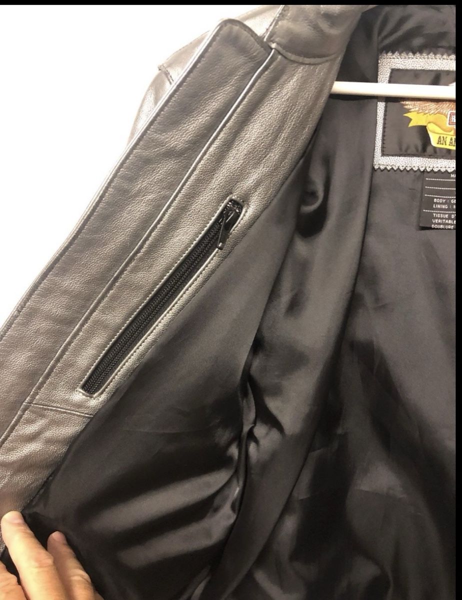 Harley-Davidson Vestes: Veste en cuire argentée Harley Davidson – D'occasion à Lausanne par uma_59zl 4