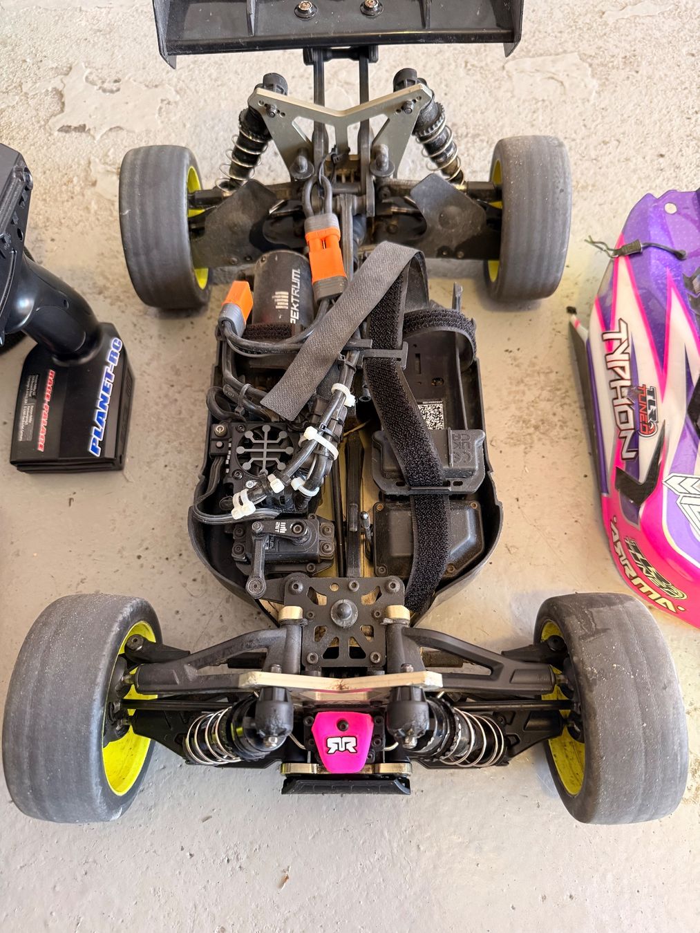 Arrma RC Kits de montage: Arrma Typhon 6s – D'occasion à St.Gallen par zoroshop 1