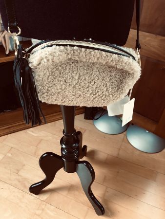Niedliche Teddy-Tasche, perfekt für den Winter