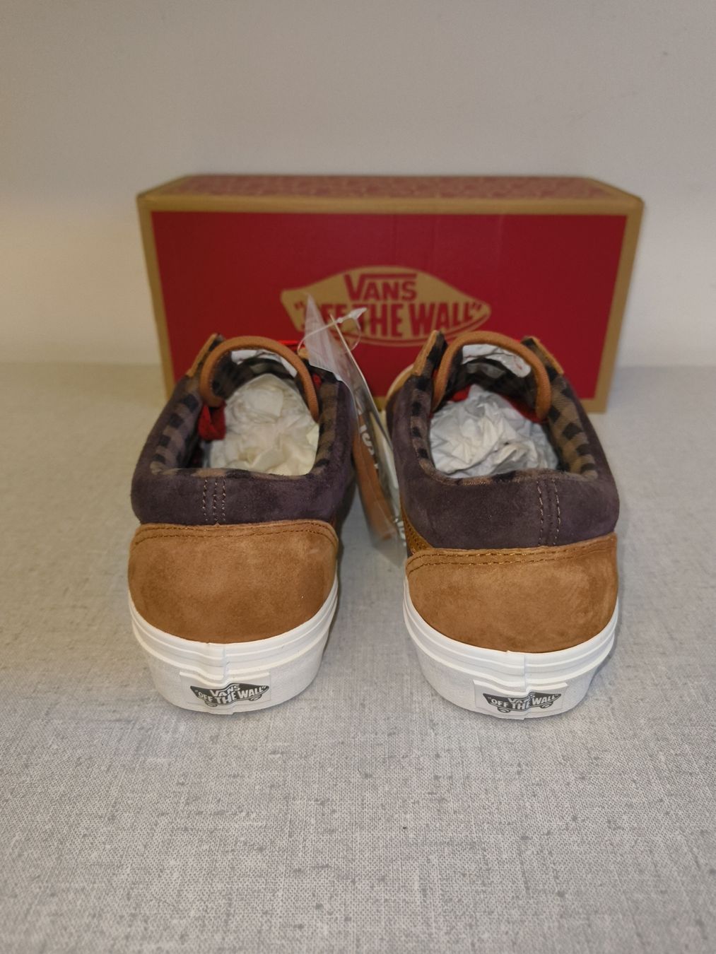 Vans Scarpe da uomo: VANS Old Skool, Grösse US 8 EURO 40.5 – Nuovo e nell'imballaggio originale da Uitikon Waldegg venduto da PJLS1 3