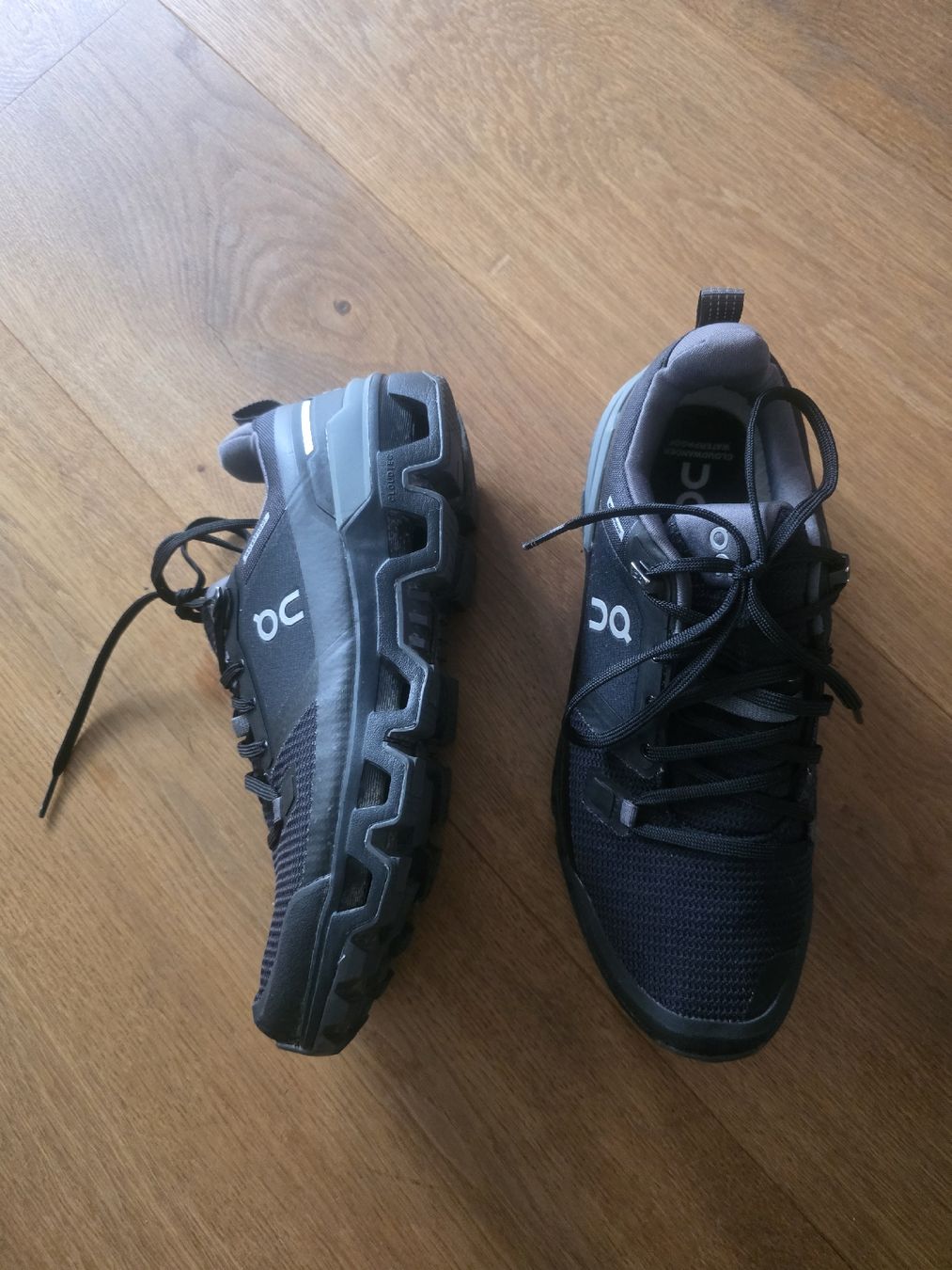 On Chaussures femmes: On Cloudwander Waterproof, Schwarz, Grösse 40.5 – Neuf (Voir description) à Igis par LinPG