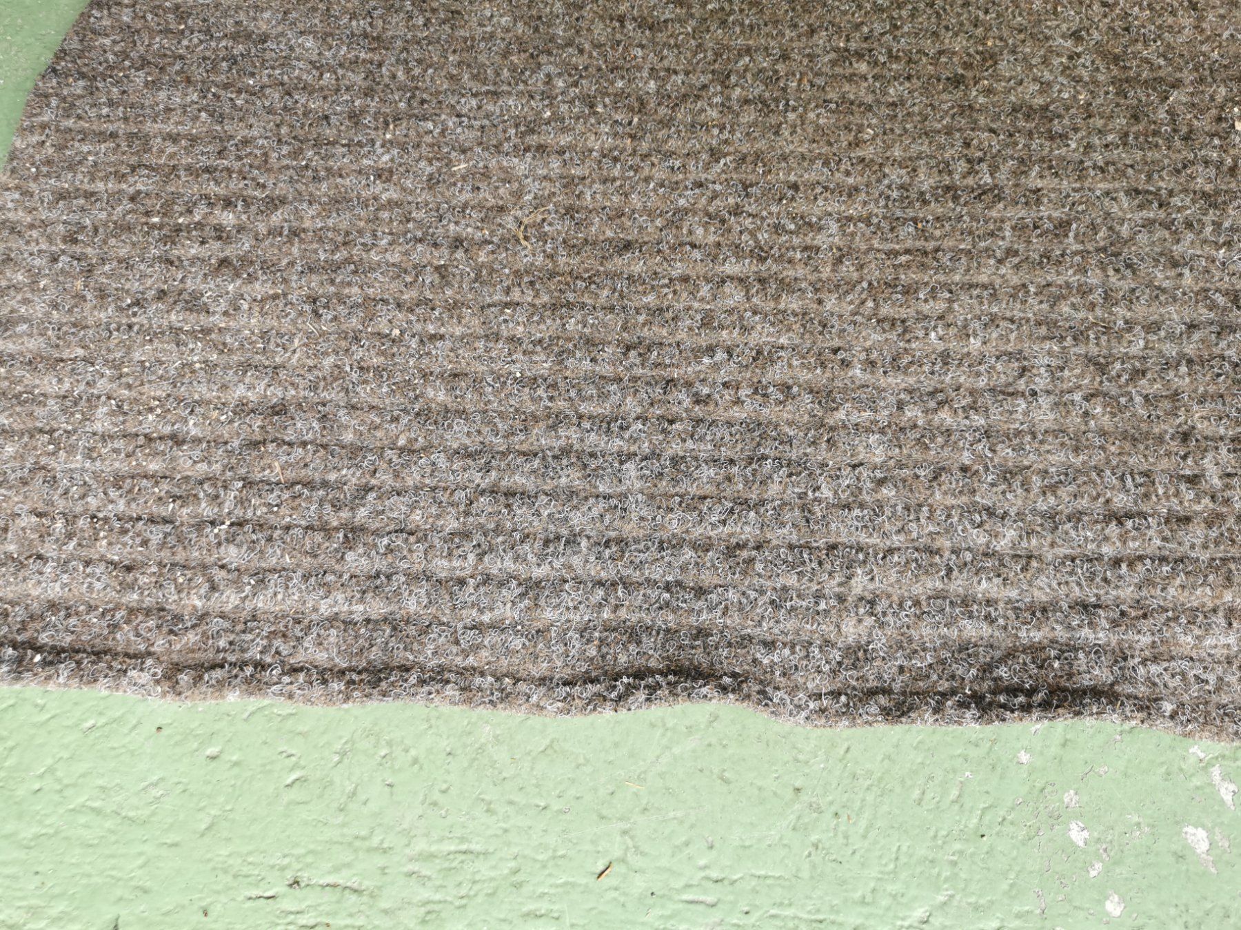 Tappeti: Kleine graue Teppichmatte – Usato da Glattfelden venduto da sut_q8d2 3