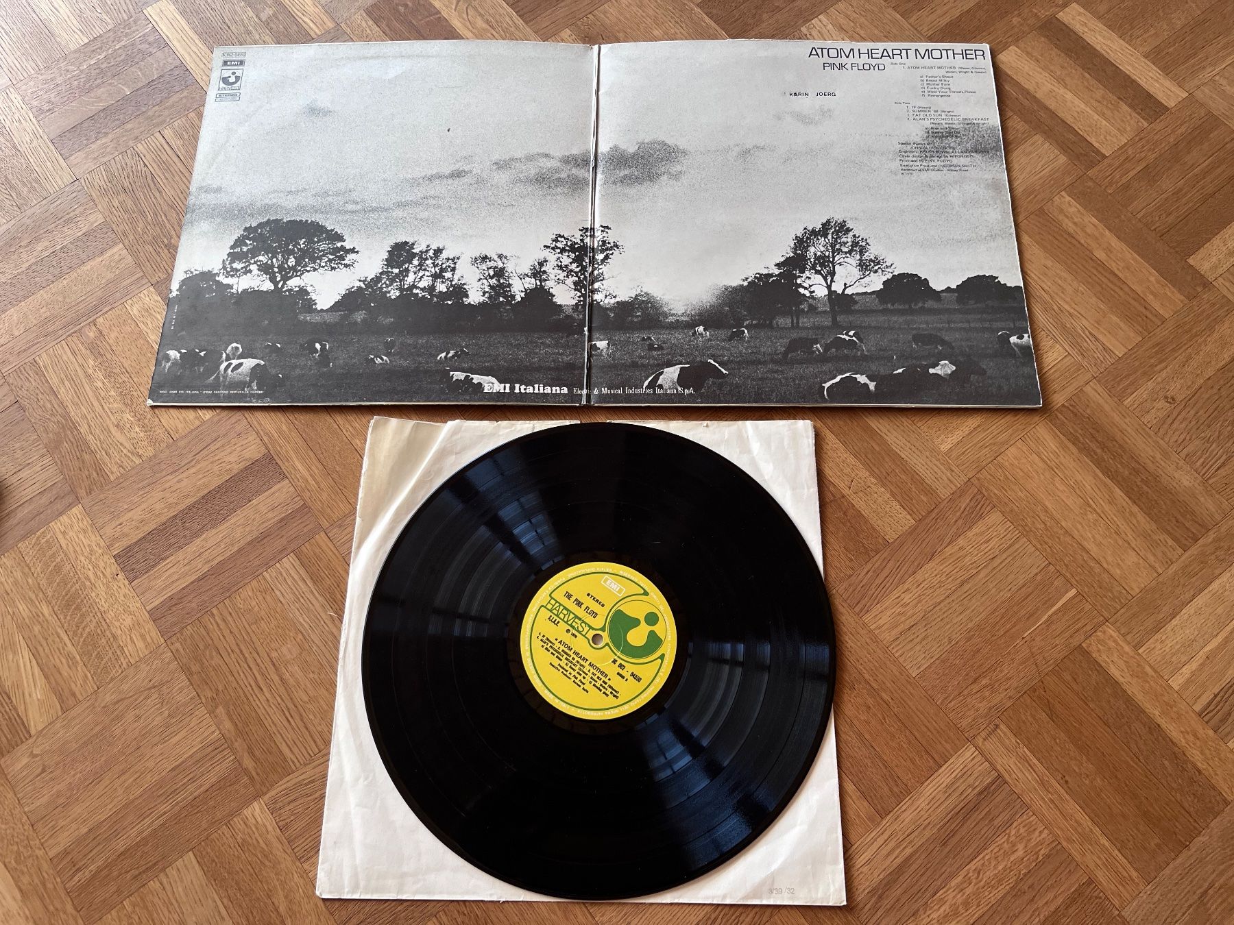 Schallplatten: Pink Floyd - Atom Heart Mother – Gebraucht aus Giebenach von Wurlitzer70 1