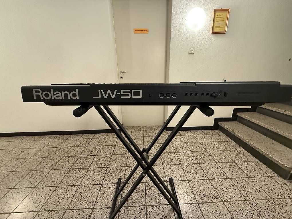 Strumenti musicali: Roland JW-50 – Usato da Pratteln venduto da cg4133 1