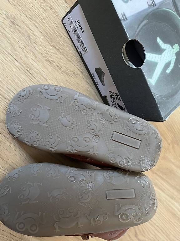 Scarpe per ragazzi: Schuhe von Develab, Gr. 23 in Braun – Usato da St-Prex venduto da buc_y6n7 3