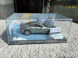 Deagostini 1:43 007 James Bond Aston Martin Vanquish Diorama