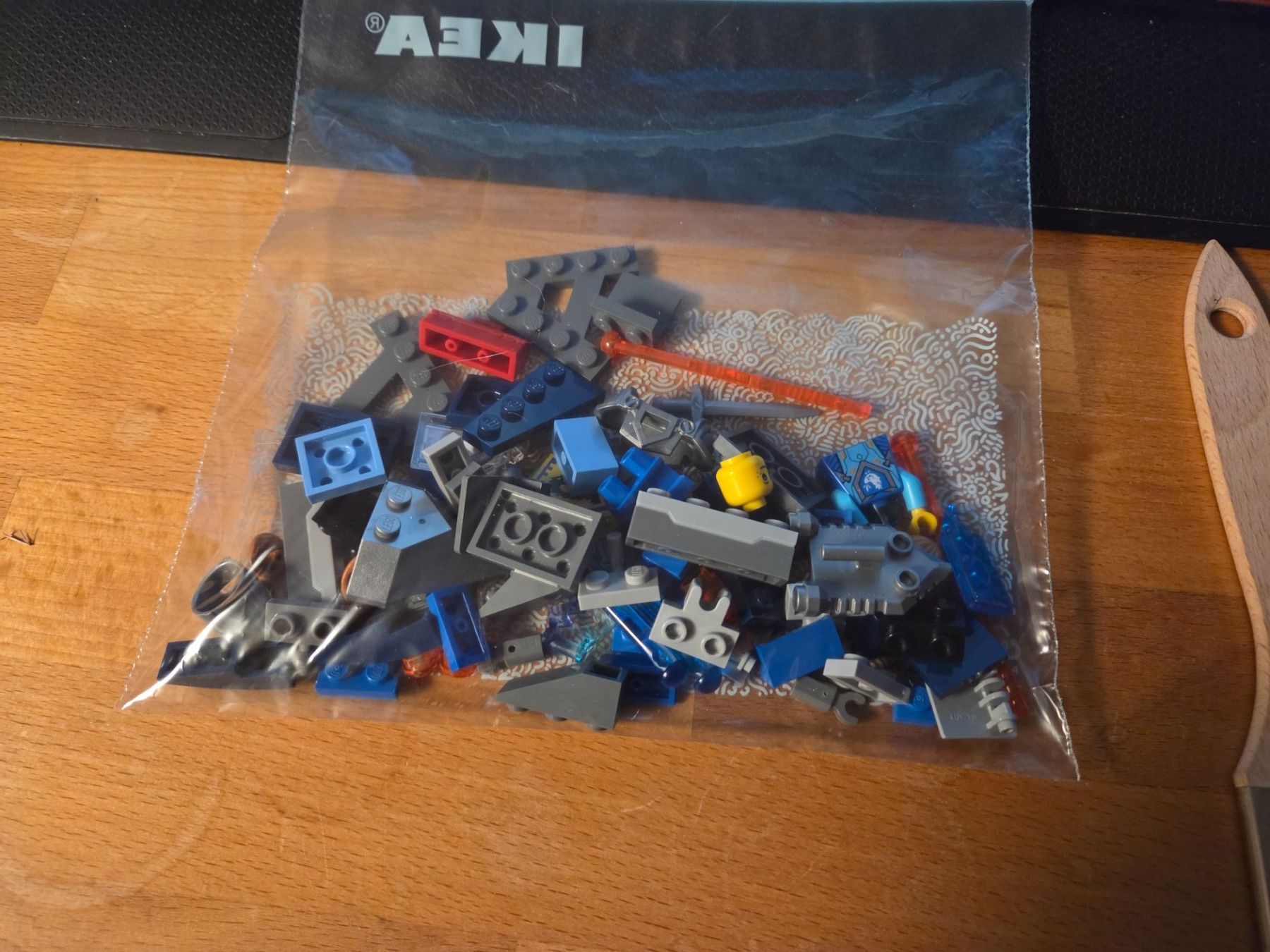 Lego Baukästen: LEGO Nexo Knights 70333 : Ultimate Robin – Gebraucht aus Bonfol von Sabaton.2004 2