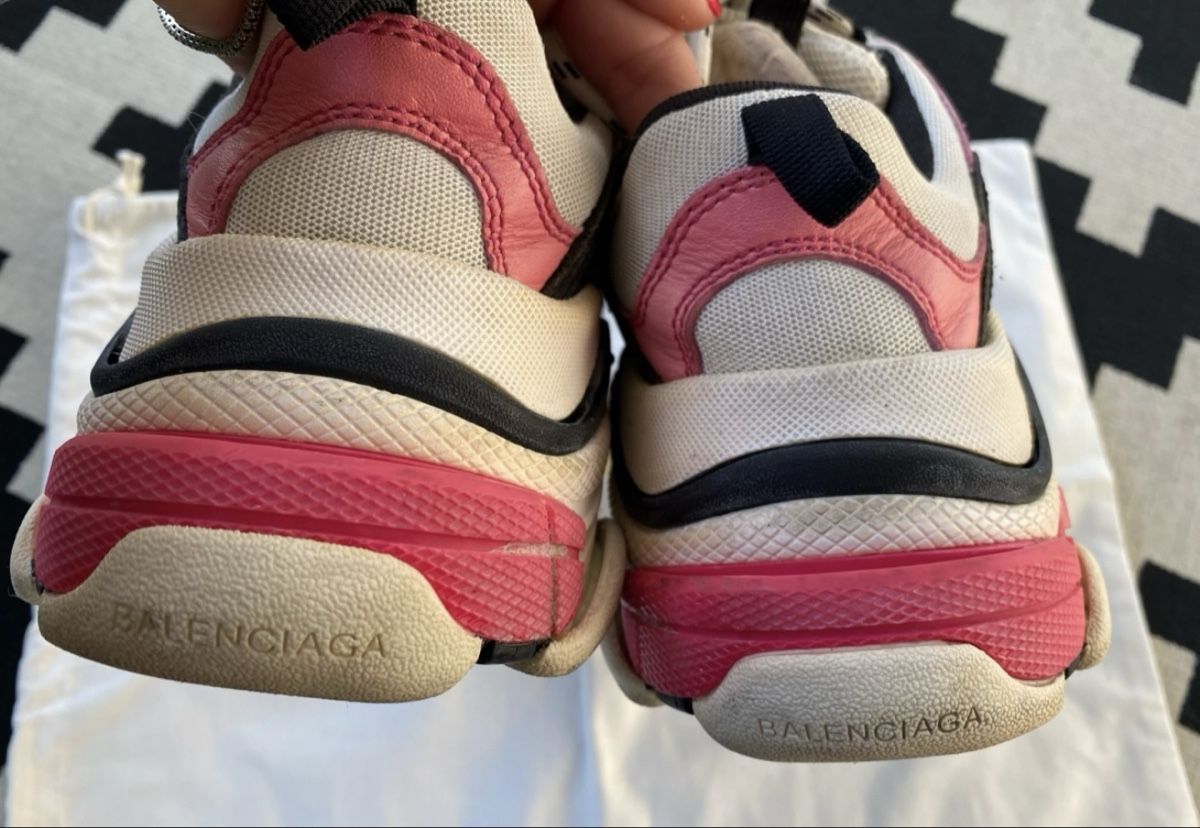 Balenciaga Scarpe da donna: Balenciaga triple S numero 36 – Usato da Giubiasco venduto da asi_h7l5 2