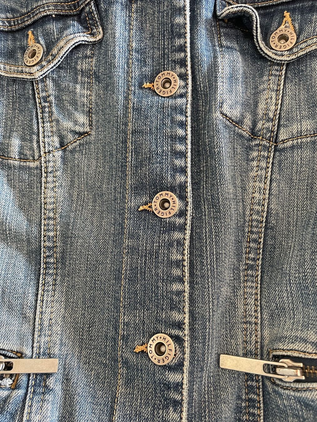 Tommy Hilfiger Giacche: Jeansjacke von Tommy Hilfiger – Usato da Neuwilen venduto da bobbel01 2