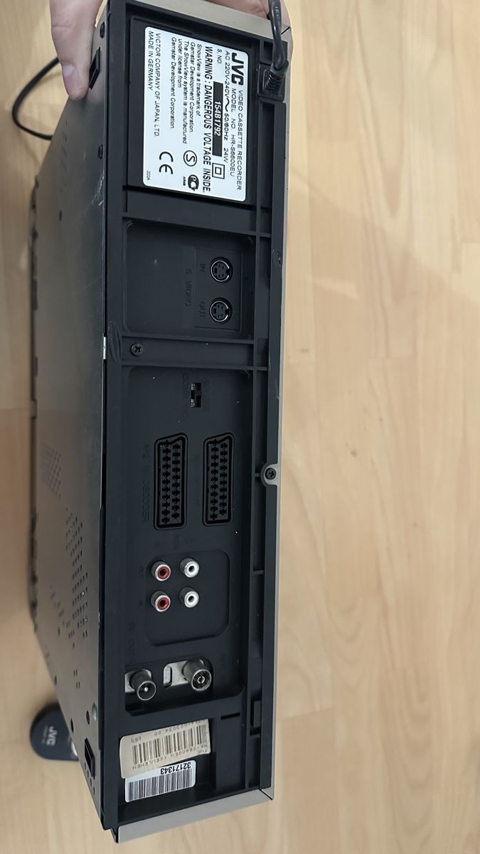 JVC Lettore multimediale & Streamer: Lecteur super vhs – Nuovo (secondo la descrizione) da lausanne venduto da Blera1987 2
