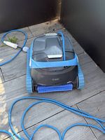 Robot piscine Dolphin S400 avec chariot et bâche