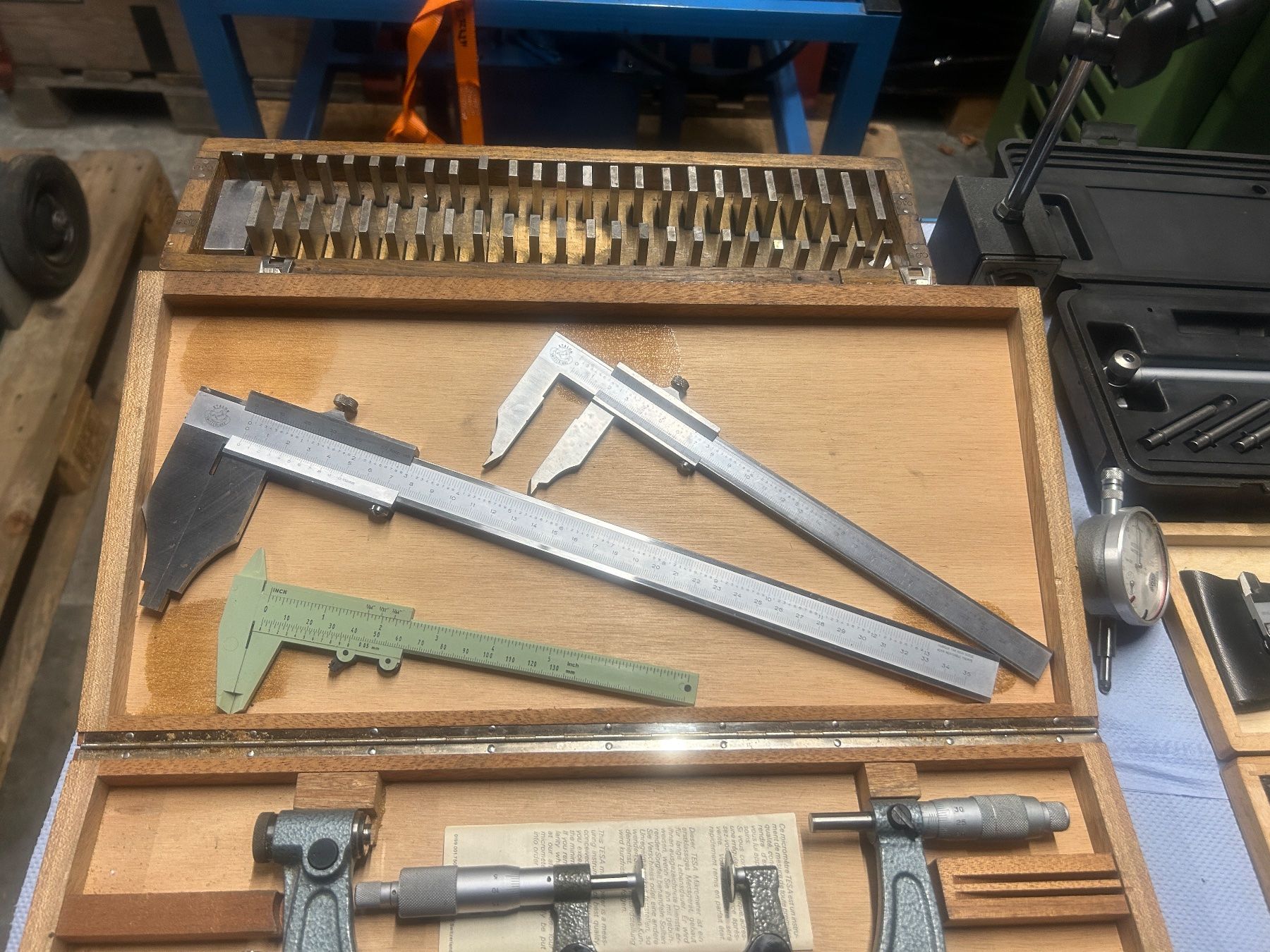 Mesurer: #Lot30 Messmittel Lehrwerkstätte – D'occasion à Rothenfluh par BitterlinPartner 7