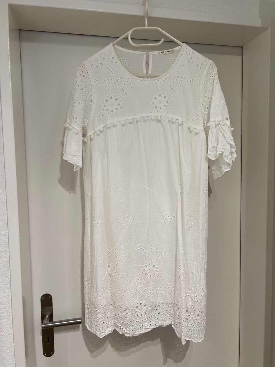 Kleider: Wunderschönes Kleid aus Paris NEU – Neu und originalverpackt aus Zollikofen von Wishbear