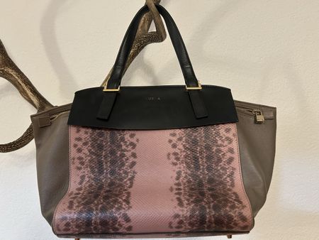 Schöner Furla Shopper Tasche Leder taupe und pink