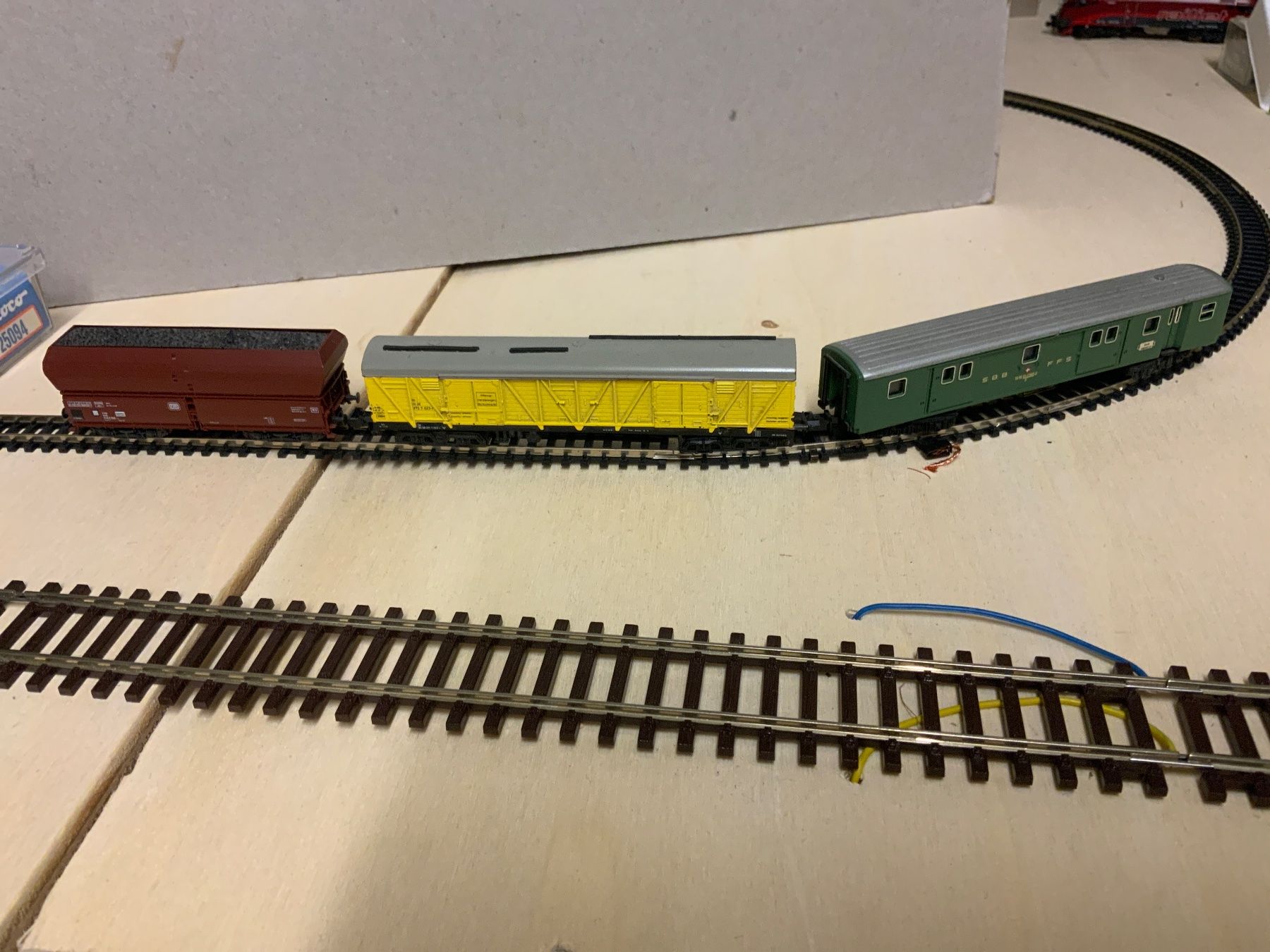 Modellini di ferrovie: Spur N Güterwagen – Usato da Wil ZH venduto da kistlerroman