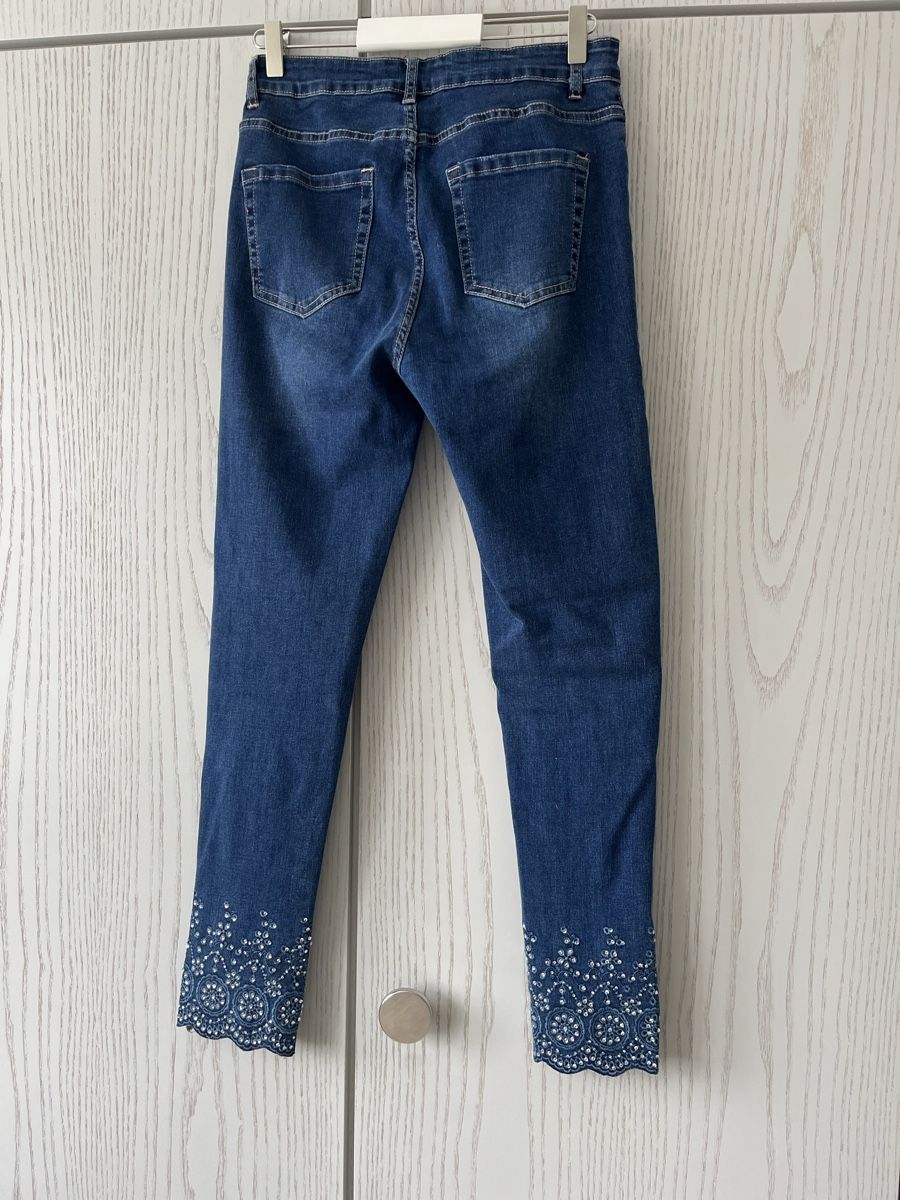 Jeans: Coole Jeans mit Strass – Neuf (Voir description) à Wermatswil par -secondchance- 3