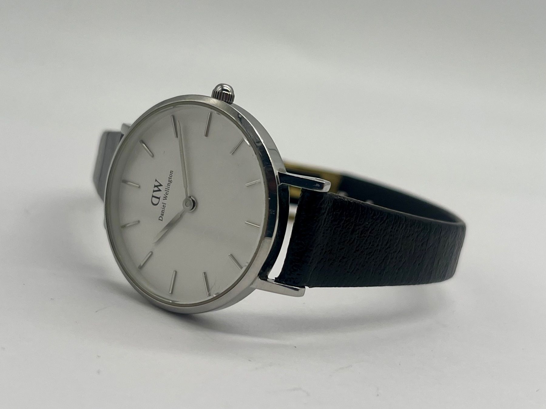 Daniel Wellington Orologi: Daniel Wellington B28501 Damenuhr – Usato da Aarau venduto da VelEis_Watches 6