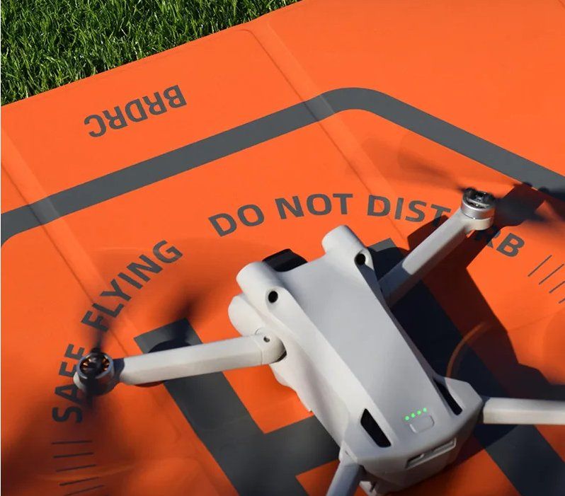 DJI Modellismo RC: Landeplattform 65cm Drohnen  - Plateforme d'atterrissage – Nuovo e nell'imballaggio originale da Bussigny venduto da SHOP-DRONE-UNIVERS 4