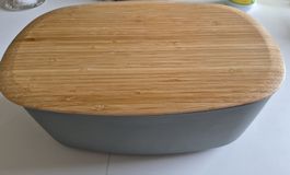 Brotdose mit Bambusdeckel grau rechteckig guter Zustand
