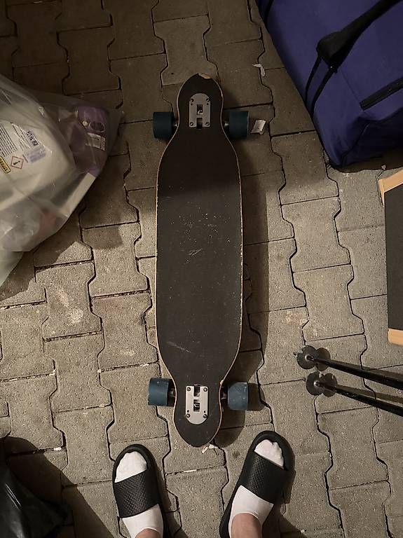 Skateboards: Longboard / Skateboard – Usato da Dübendorf venduto da erh_x7vh