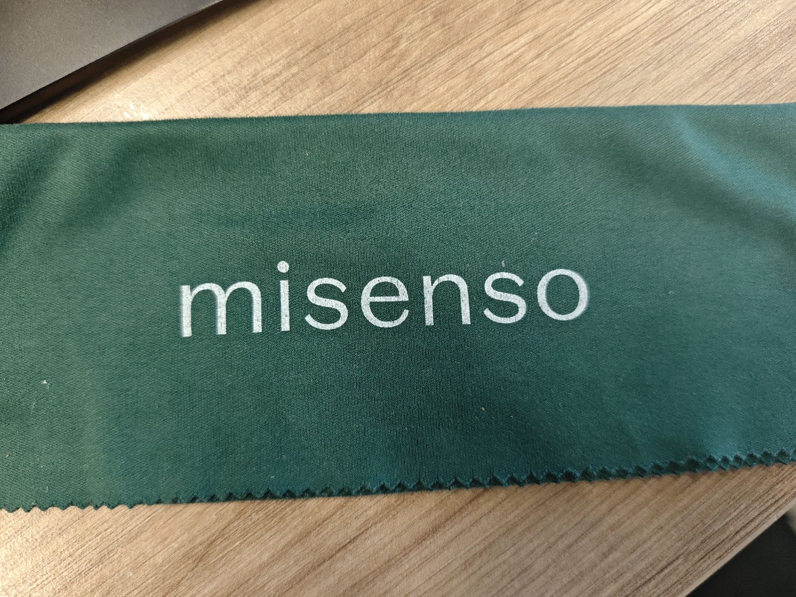 Altro in  Abbigliamento & Accessori: Misenso Brillentuch – Usato da Uster venduto da tokyo__