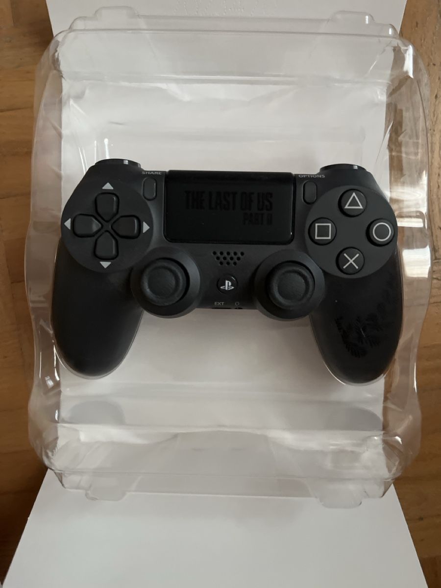 Sony Controller: Sony PS4 Dualshock 4 Controller The Last Of Us – Neu (gemäss Beschreibung) aus Muri AG von Gurkensalat-3.14 1
