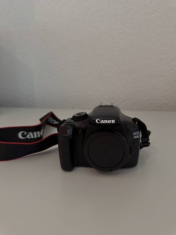 Canon Fotocamera: Canon Spiegelreflexkamera mit 2 Objektiven & Kameratasche – Usato da Derendingen venduto da tua_wyn6 1