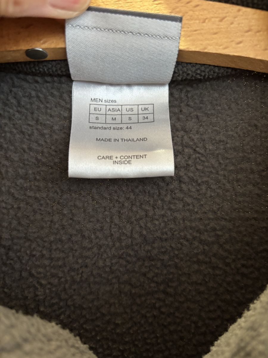 Jack Wolfskin Pulls & Sweat-shirts: Fleecepullover olivfarben Größe 44 – D'occasion à Burgdorf par VouSchoen 2