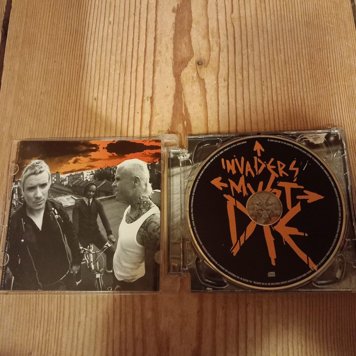 CDs: The Prodigy - Invaders Must Die – Gebraucht aus Ganterschwil von zaz_h9b6 1