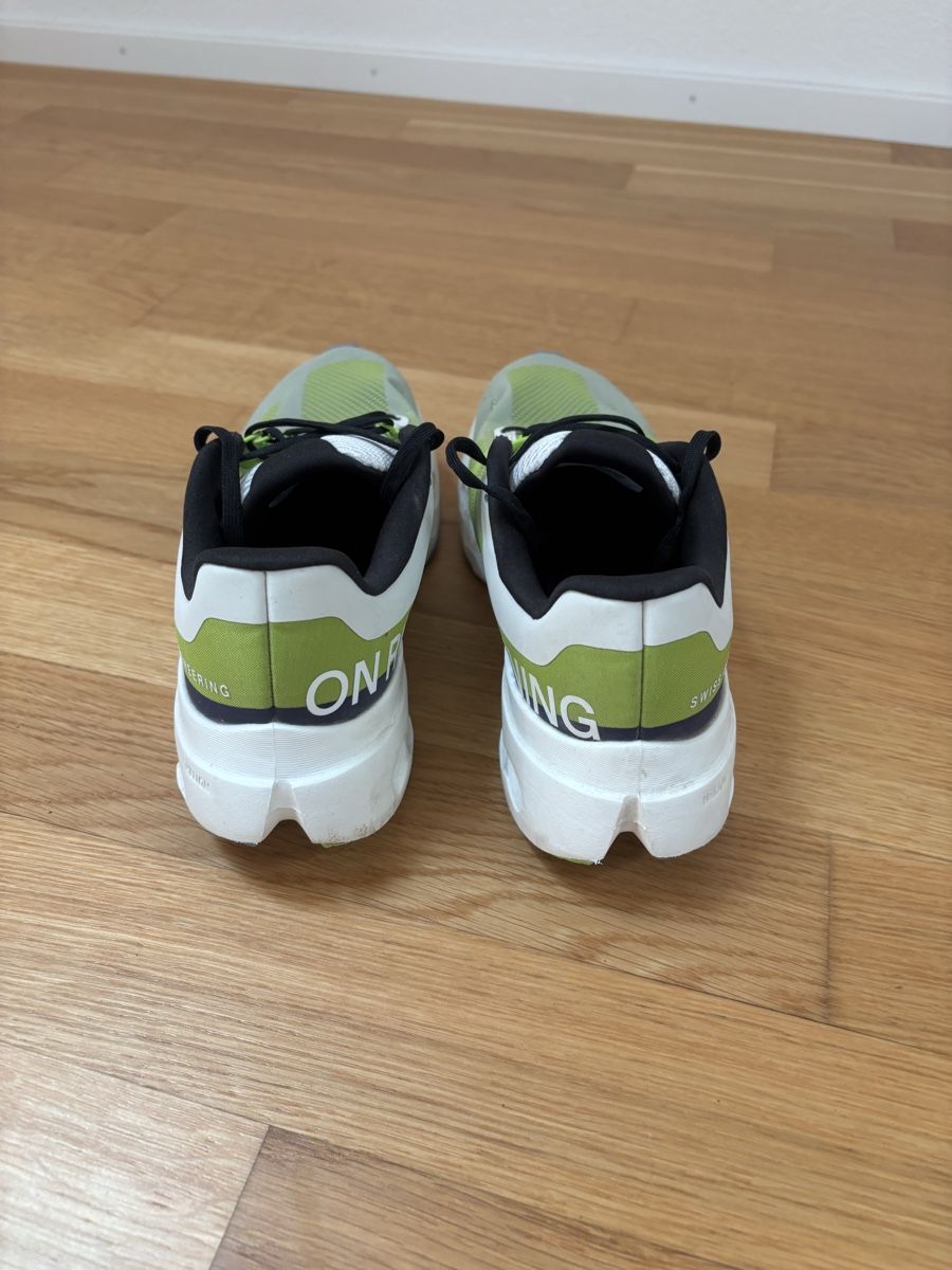 On Scarpe da donna: ON Running Cloudsurfer Next Kiwi / Ivory 37.5 – Nuovo (secondo la descrizione) da Bettwiesen venduto da ras_9rk9 3