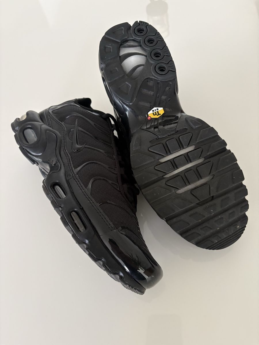 Nike Herrenschuhe: Original Nike Air Max Plus (43) – Gebraucht aus Rossens FR von Revox72 3