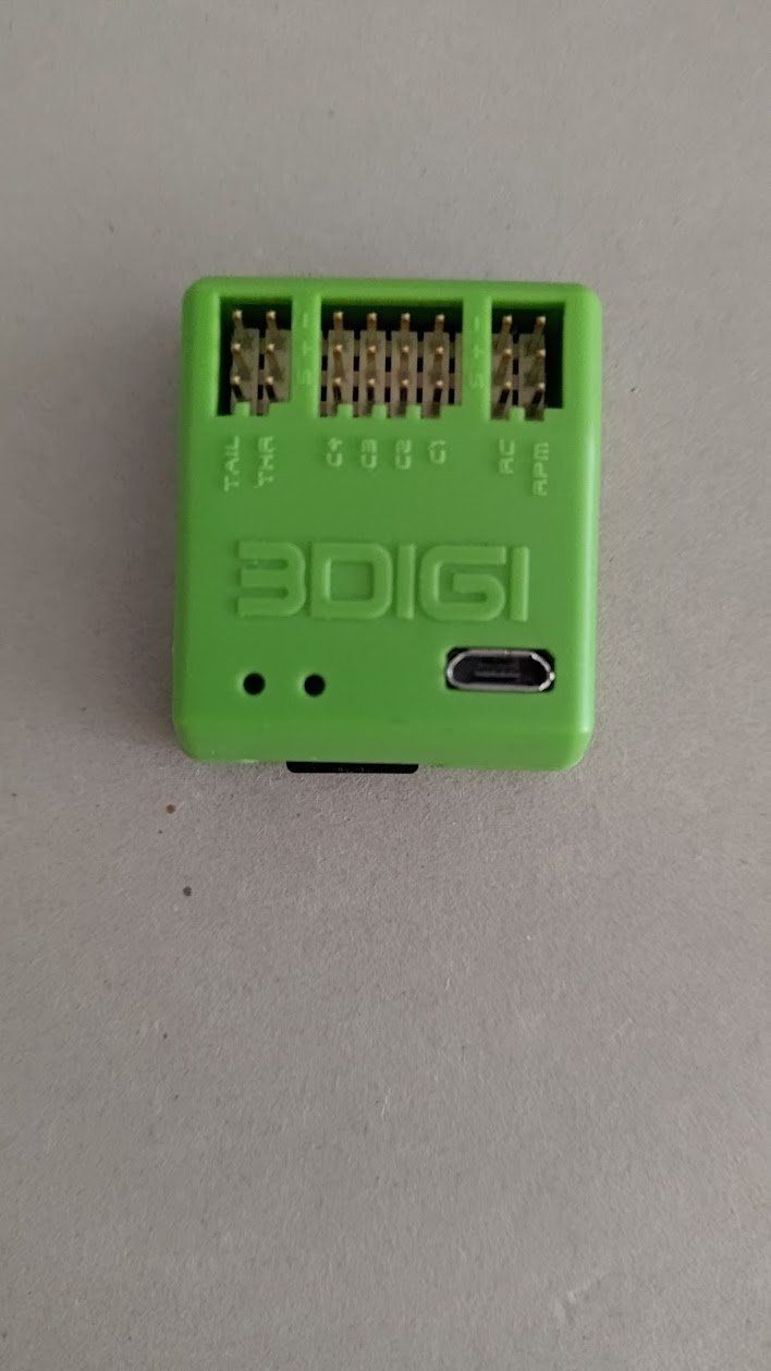Telecomandi: FBL 3DIGI von R2 prototyping für Hubschrauber. – Usato da Lützelflüh-Goldb venduto da alb_d9cx