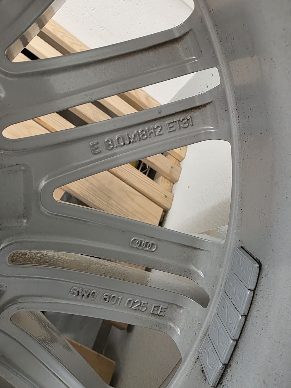 Pneus & Kompletträder: Original Audi kompletträder – Gebraucht aus Kriens von A.I.V 2