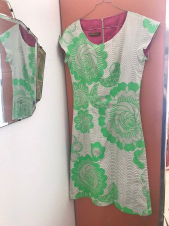 Kleid SORMUSTIN mit Siebdruck bedruckt, Blumen, Gr. XS