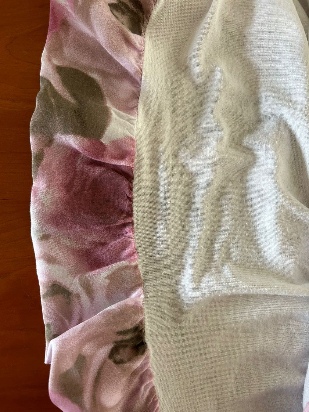 Blusen: Weisse Bluse aus Seide mit Rosen Gr. L – Gebraucht aus Wädenswil von coconut1289 2