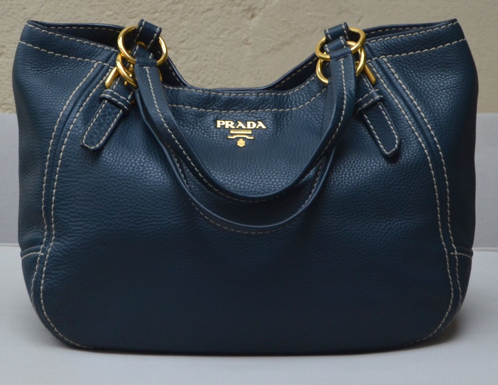 Prada Sacs femmes: Prada Vitello Daino Tasche / sac – D'occasion à Collonges par Auganien 1