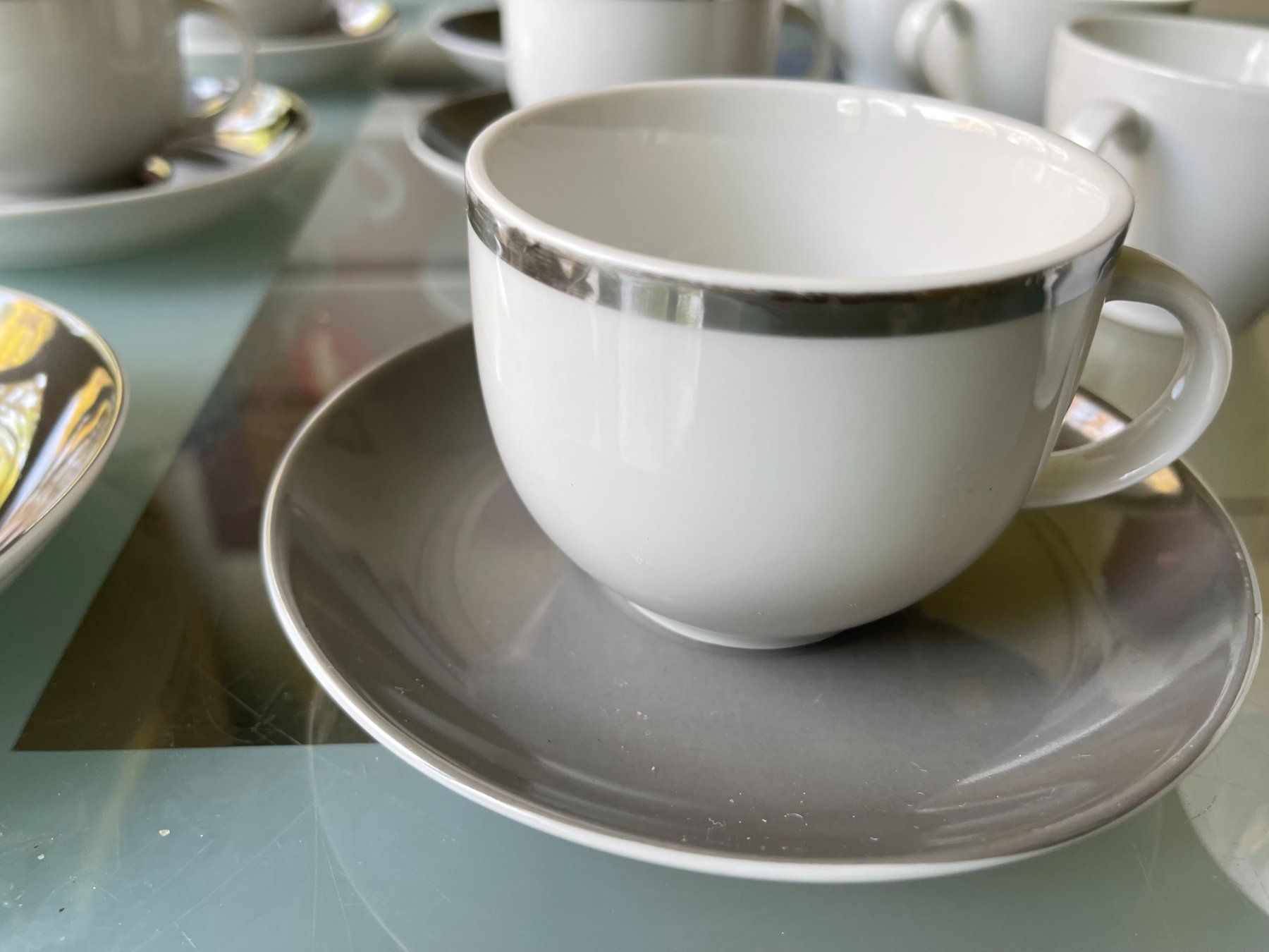 Tazze: Tassen Set – Usato da Arisdorf venduto da comestibles 1