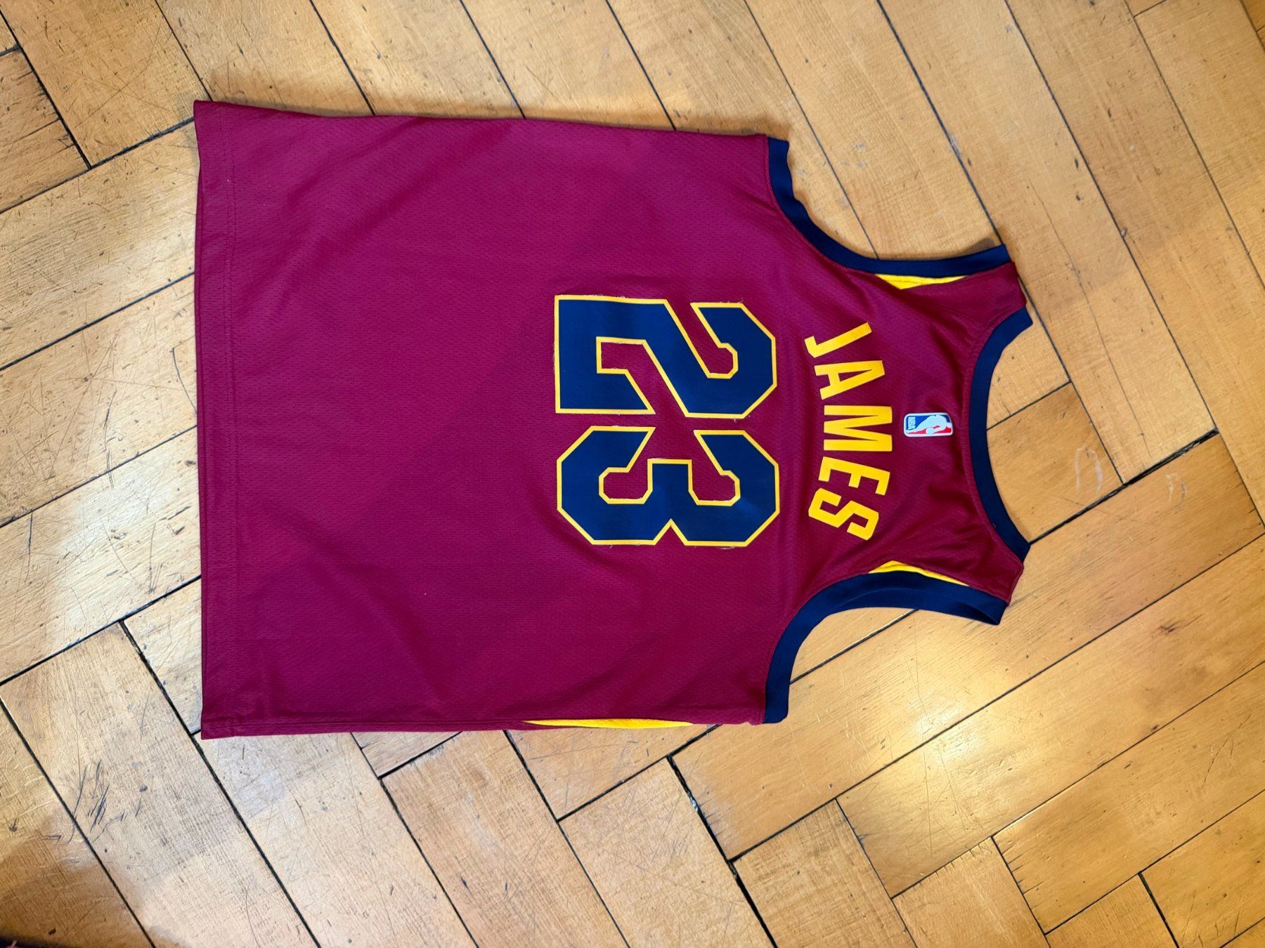 Canottiere & Pantaloni: Maillot Cleveland Cavaliers LeBron James 23 – Usato da Genève venduto da rij_7zrr 4