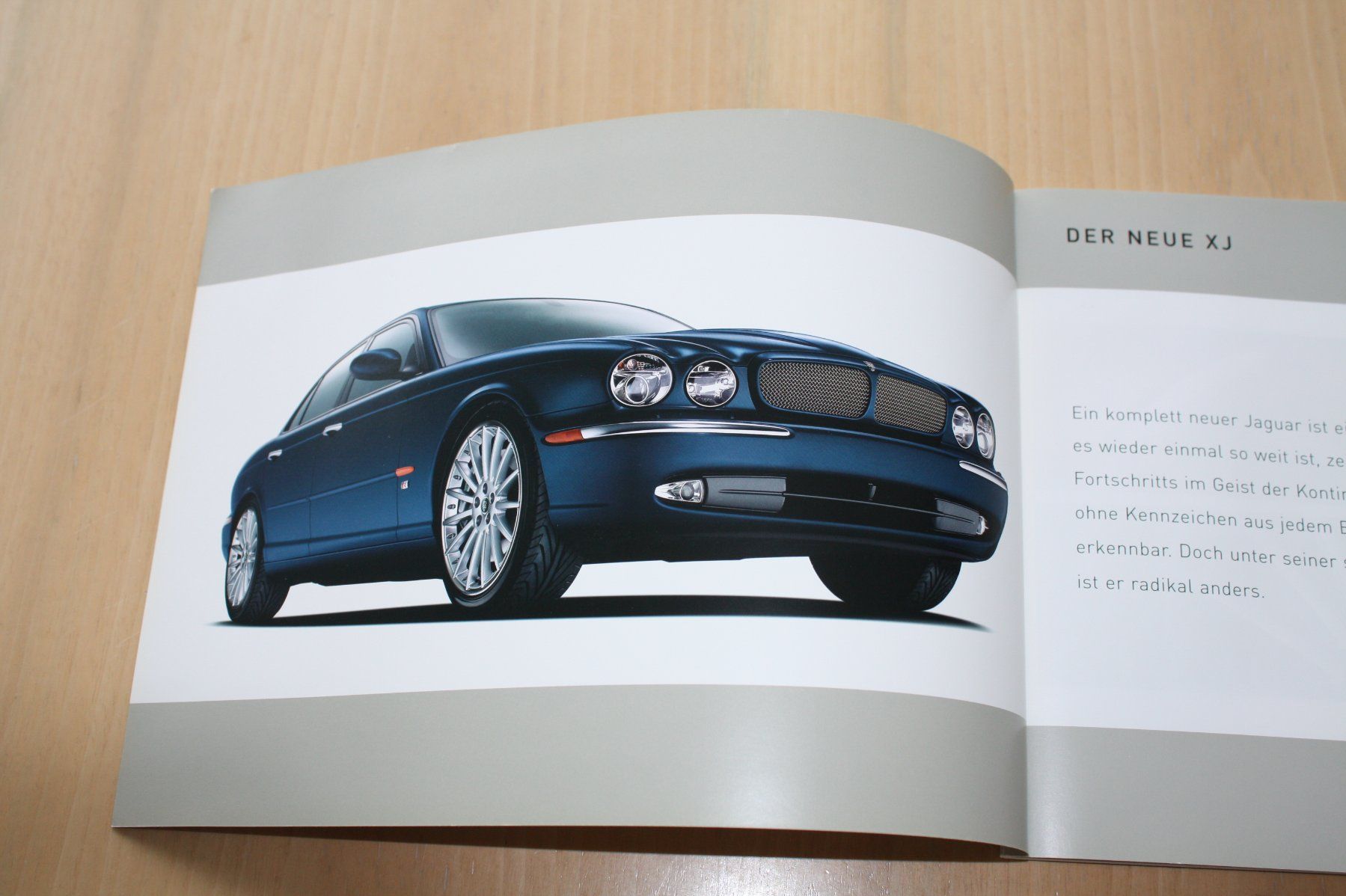 Jaguar Documents: Jaguar XJ CH Prospekt 7/2003 – D'occasion à Wikon par erwin400 1