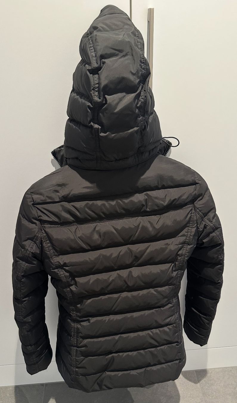 Tommy Hilfiger Jacken: Tommy Hilfiger Winterjacke XS – Gebraucht aus Adligenswil von 19laura 1