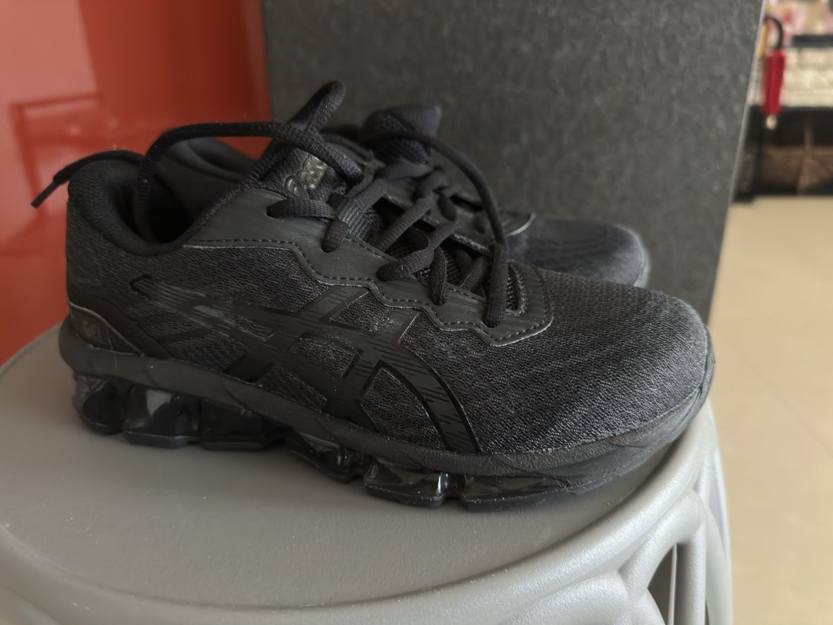Asics Scarpe da donna: Asics Gel-Quantum Laufschuhe Gr. 35.5 – Usato da Jonen venduto da dibbern