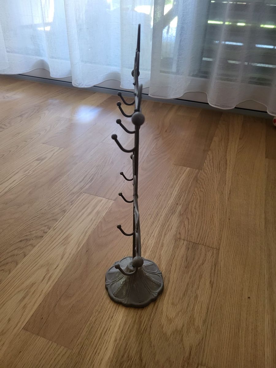 Portagioie: Schmuckständer Metall Vintage mit 8 Hacken grau matt – Usato da Arnegg venduto da Michirech 1