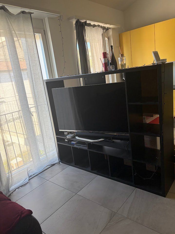 Ikea Mobili TV: TV-Möbel LAPPLAND – Usato da Embrach venduto da ben_n6y7 1