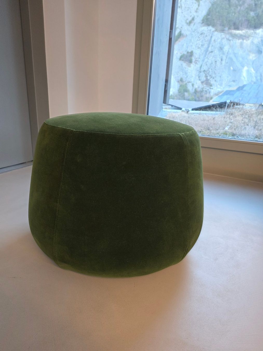 Hocker: Nomad Pouf S – Gebraucht aus Felsberg von zingggarten