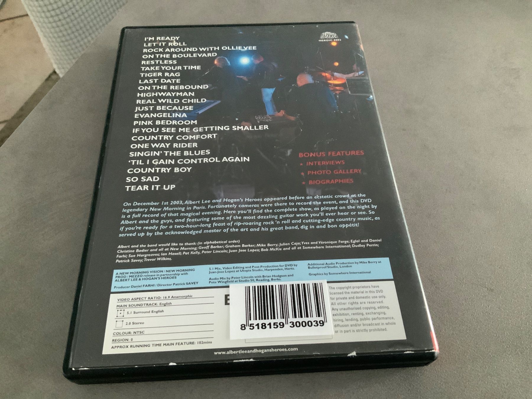 Tutti i DVDs: Albert Lee & Hogans Heroes, Live in Paris, DVD – Usato da Uster venduto da Macita56 1