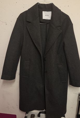 Bershka Damen Mantel dunkelgrau Grösse M gebraucht